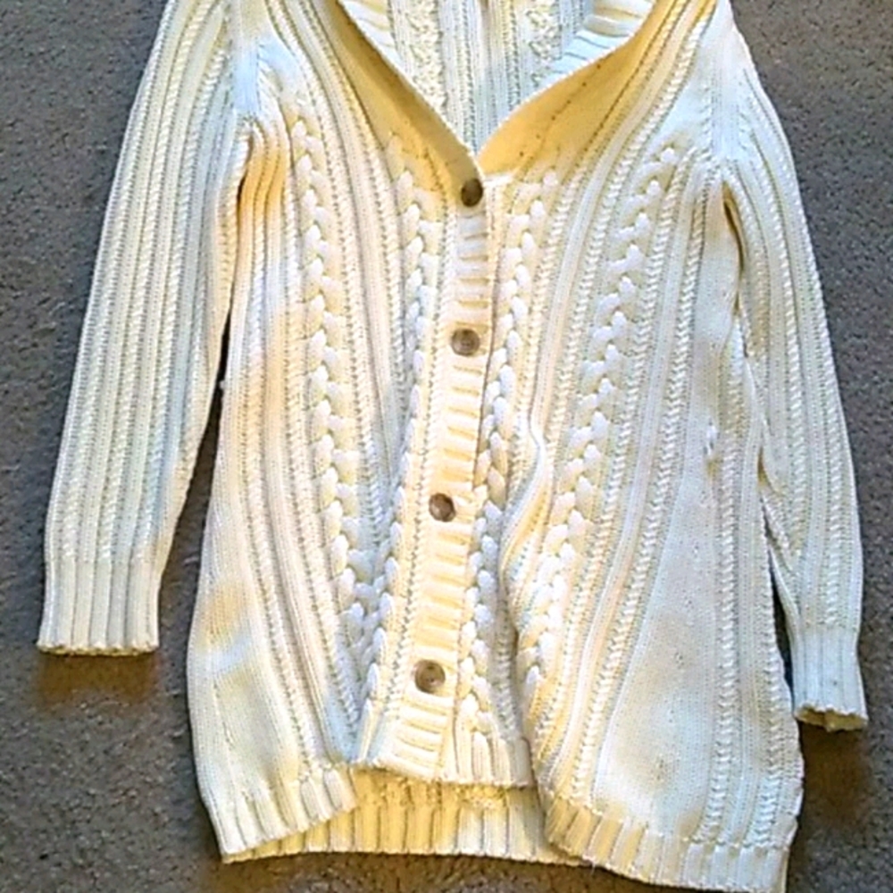 Women's cream cable knit cardigan